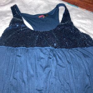 Blue sequence tank